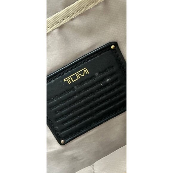 Tumi Black Backpack With Love Patch Wing Embroidery Zippered Pockets - Picture 10 of 12